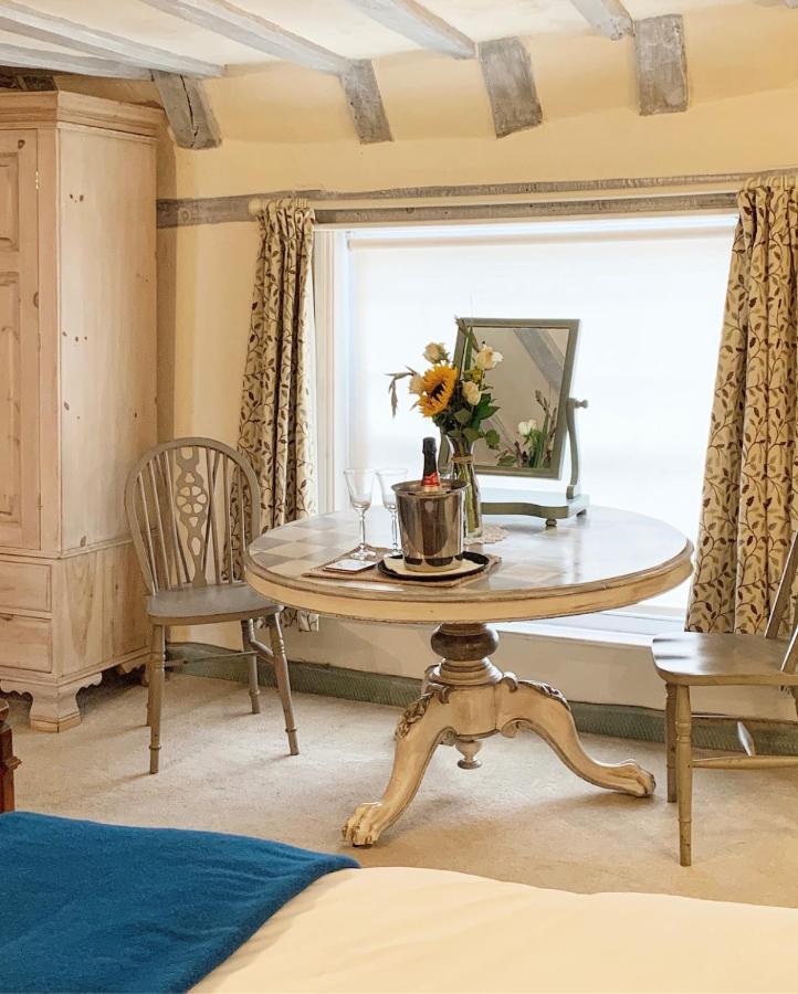 The Tea House Bed & Breakfast ไรย์ ภายนอก รูปภาพ