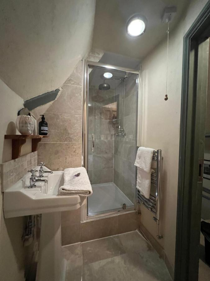 The Tea House Bed & Breakfast ไรย์ ภายนอก รูปภาพ